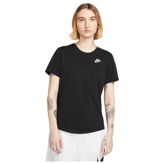 Nike Γυναικεία κοντομάνικη μπλούζα Sportswear Club Essentials T-Shirt
